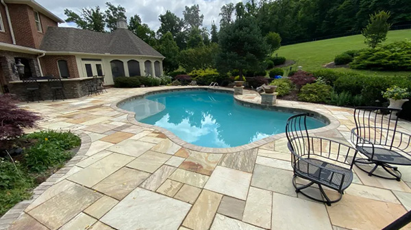 Outdoor Living Pool Patio Hardscape